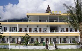 Lopo Hotel & Resort Samosir